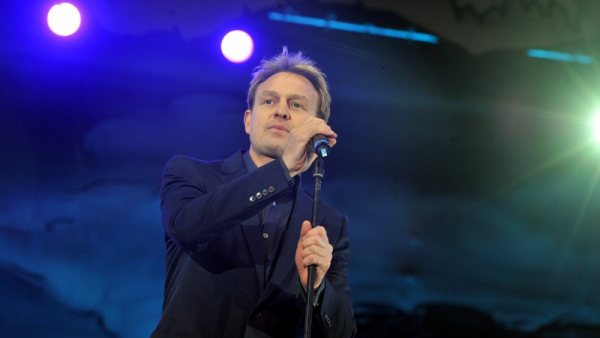 Hit Kylie Minogue i Jasona Donovana sprzed lat zostanie wznowiony!  Para powraca do serialu „Sąsiedzi”