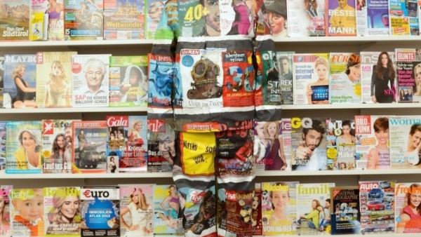 Artysta-kameleon, który wtopi się w każde tło