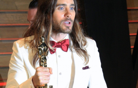 Jared Leto na planie - "co za ładna dziewczyna"
