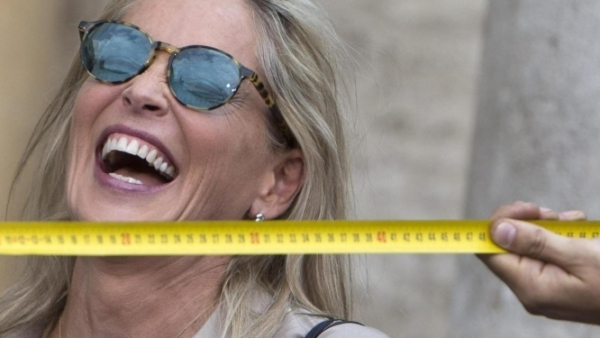 W Rzymie na planie Sharon Stone, w Neapolu - Sophia Loren