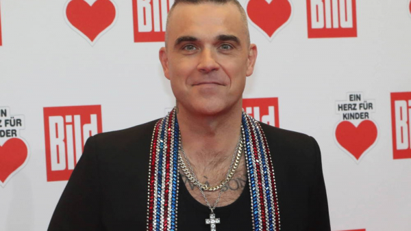 Kto zagra Robbiego Williamsa w filmie biograficznym "Better Man"? Muzyk twierdzi, że on sam