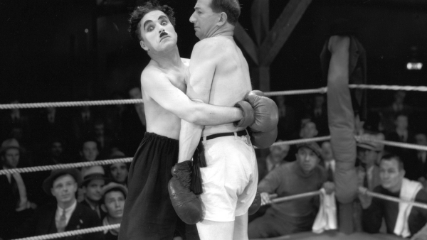 130. rocznica urodzin Chaplina. W konkursie na swego sobowtóra zajął 3. miejsce