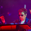 Jean-Michel Jarre jesienią wyda książkę poświęconą muzyce elektronicznej