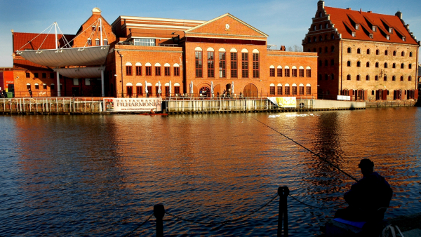 Zawieszona działalność teatrów i muzeów