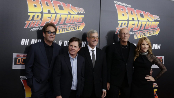 Gwiazdy „Powrotu do przyszłości” spotkają się dziś w internetowym show Josha Gada