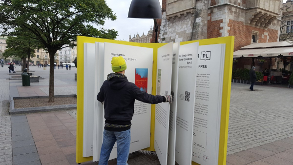 Książkowy gigant na Rynku Głównym w Krakowie