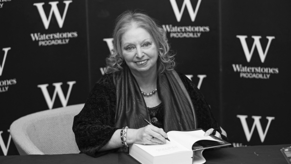 Zmarła autorka bestsellerowych powieści historycznych Hilary Mantel