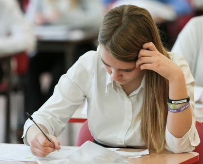 Sprawdzian szóstoklasisty 2015: Arkusze zadań i rozwiązania z jęz. polskiego i matematyki