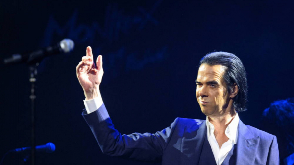 Wyślij do Nicka Cave'a 2-minutowy film. Artysta tworzy "duchowy portret świata"