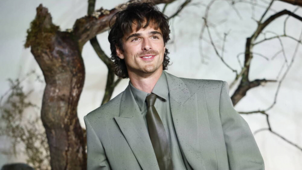 Jacob Elordi doznał oparzeń drugiego stopnia podczas pracy nad filmem "Wichrowe wzgórza"