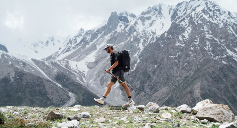 Andrzej Bargiel w bazie pod Nanga Parbat 