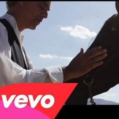 Andrea Bocelli nagrał nowy, filmowy album! A w teledysku ...John Travolta