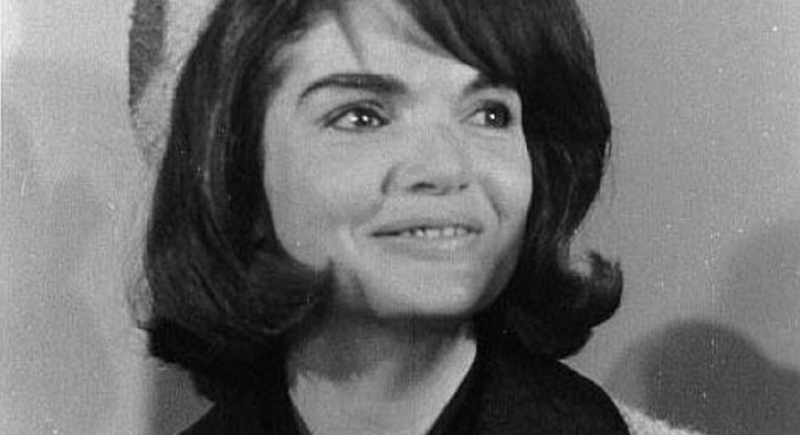 W stylu Jackie Kennedy