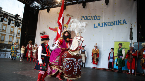 Krakowski Lajkonik zadzwonił do najstarszej pianistki na świecie. Artystka ma 111 lat!