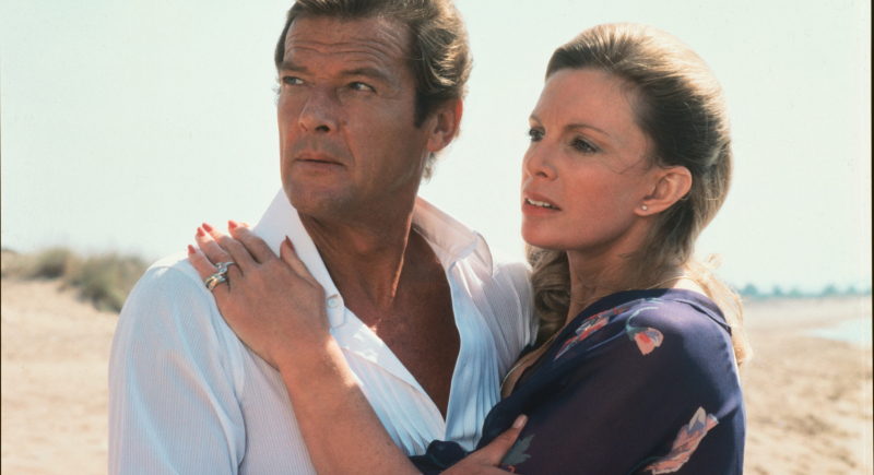 7 filmów o Bondzie z Rogerem Moore`em – najstarszym agentem 007 i wielbicielem Daniela Craiga