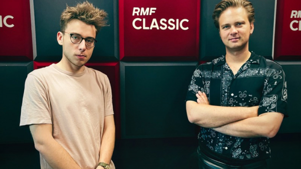 Piotr Orzechowski i Kuba Więcek w RMF Classic. Artyści opowiadają o albumie „Themes Of Dracula”. Posłuchajcie!