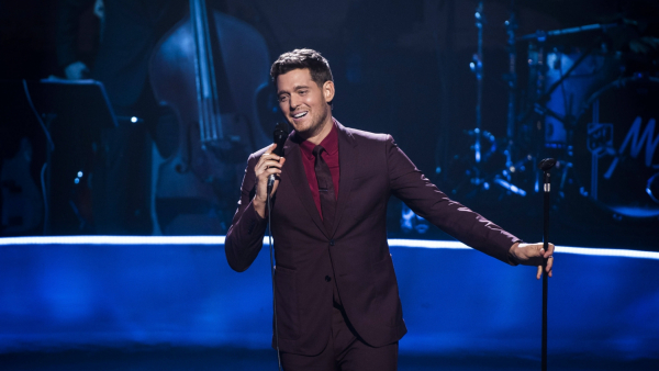 Michael Bublé kolejny raz zostanie ojcem. Poinformował o tym w teledysku