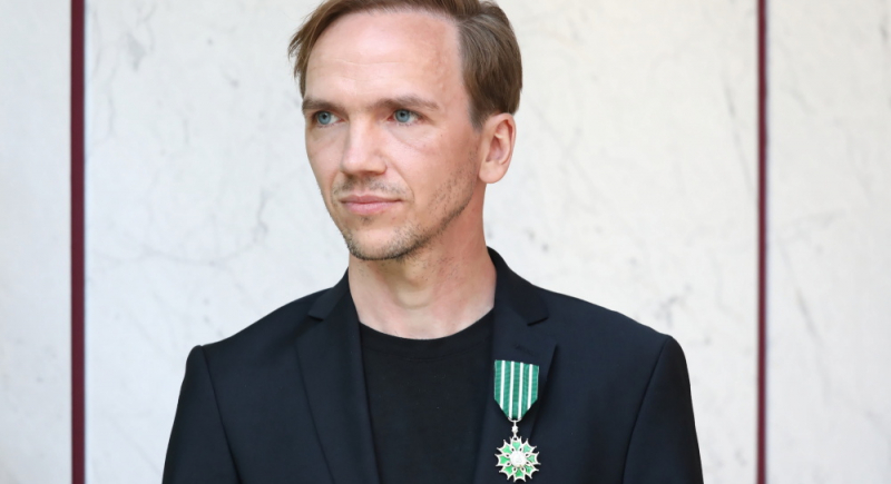 Jan Komasa rusza na podbój Fabryki Snów. W sieci pojawił się zwiastun pierwszego amerykańskiego filmu reżysera