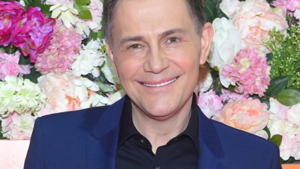 Krzysztof Ibisz w dawnej willi Rudolfa Valentino