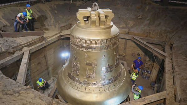 "Vox Patris" - największy kołysany dzwon na świecie powstał w Polsce