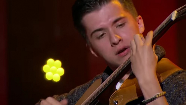 Marcin Patrzałek faworytem do zwycięstwa w amerykańskim Mam Talent! Polak robi furorę w USA