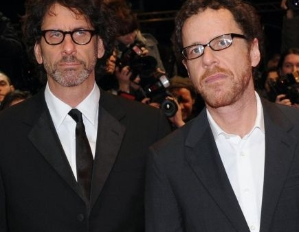 Bracia Coen wkręceni w obrazę Neapolu