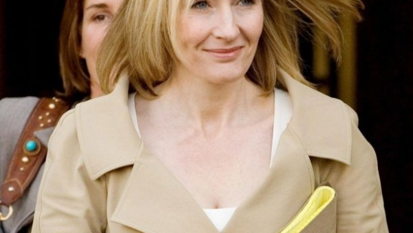 Rowling napisała książkę dla dorosłych