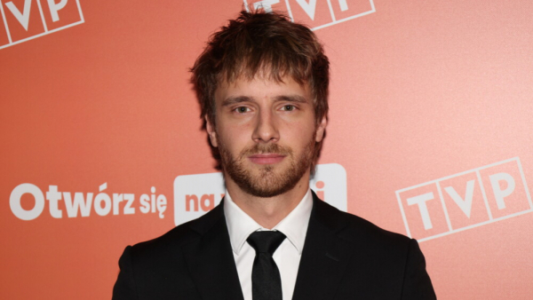 Maciej Musiał zatańczy poloneza na studniówce, by wesprzeć WOŚP