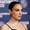 Gal Gadot broni swojego występu w filmie, w którym scenografia i oświetlenie zostały wygenerowane przez AI