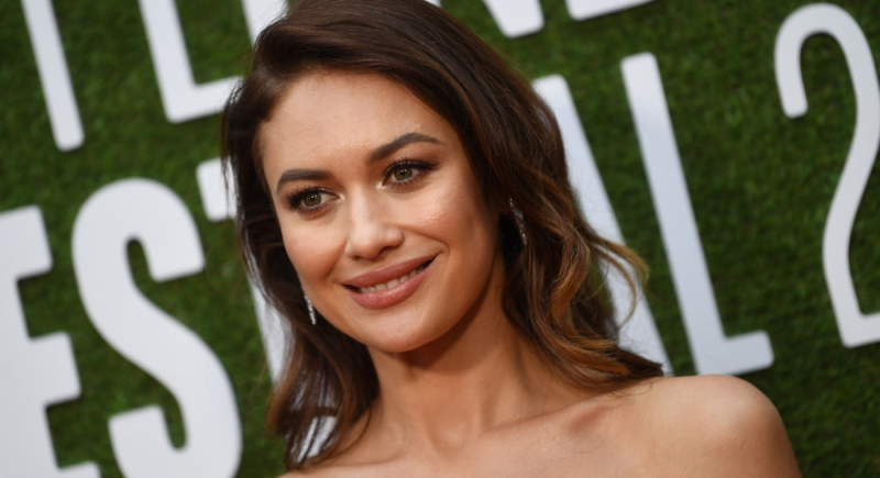 Olga Kurylenko jest chora na koronawirusa