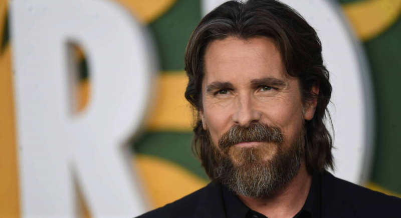 Christian Bale musiał izolować się od Chrisa Rocka na planie filmu „Amsterdam”