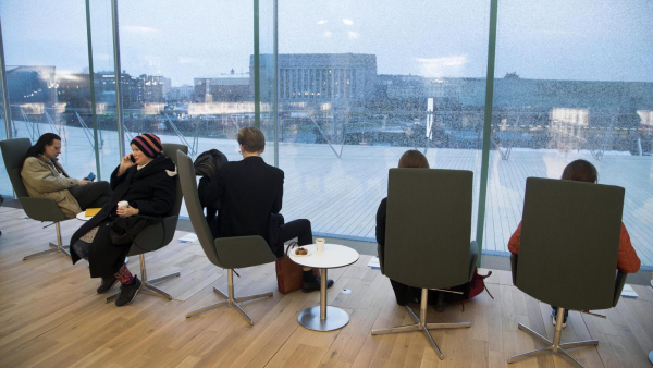 Nie chodzimy, tylko siedzimy...