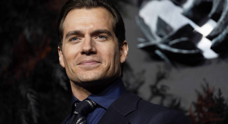 Henry Cavill miał kłopot z graniem Geralta, bo nie umie uśmiechać się "paskudnie"