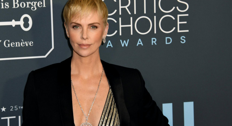 Charakteryzator Charlize Theron zdradza, jak wyglądała praca na planie "Gorącego tematu"