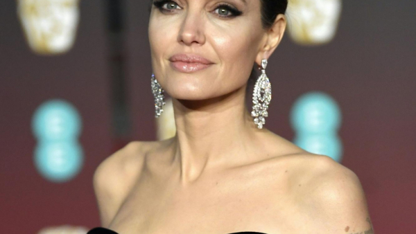 Angelina Jolie uwielbia ...się starzeć