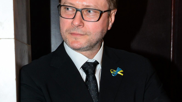 Artur Żmijewski tym razem jako reżyser