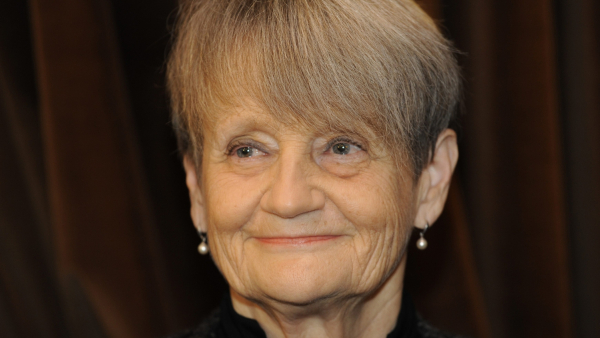 Maria Poprzęcka z nagrodą "Nowych Książek"