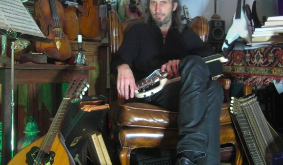 Muzyk znalazł w nutach mapę skarbu Hitlera