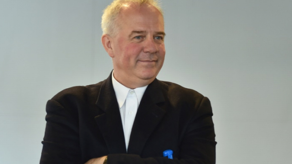 Marek Mikos deklaruje grę na wszystkich scenach Starego Teatru