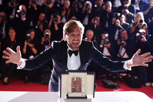 "Triangle of Sadness" Rubena Ostlunda laureatem Złotej Palmy 75. festiwalu w Cannes