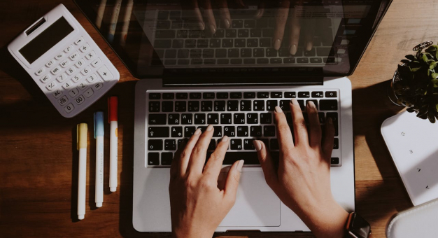 Poradnik zakładania działalności gospodarczej w 2026 roku – sprawdź, jak założyć firmę w kilku krokach