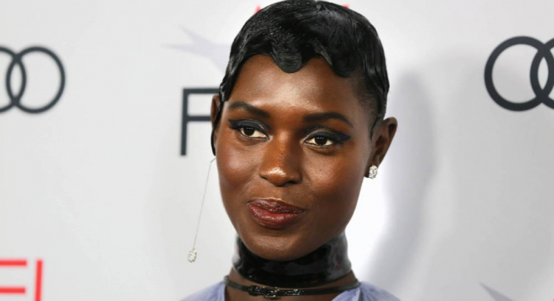 Jodie Turner-Smith wyjaśnia, dlaczego przyjęła rolę królowej Anglii