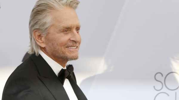 Jest zwiastun trzeciego sezonu serialu „The Kominsky Method”