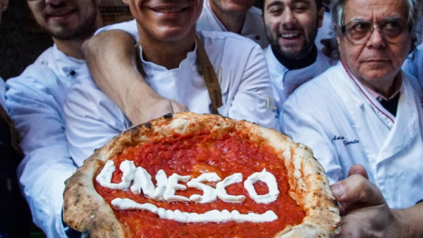 Włochy świętują z okazji wpisania sztuki wypieku pizzy na listę UNESCO