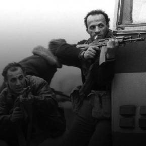 "13 wojen i jedna" - Miller o traumie obserwowania wojny