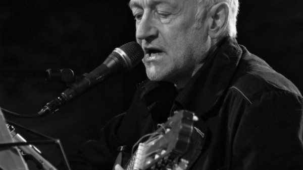 Rozpoczął się pogrzeb Przemysława Gintrowskiego