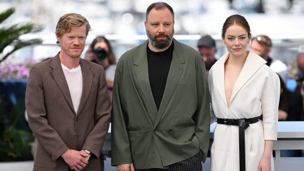 Emma Stone i Jesse Plemons gwiazdami remake’u koreańskiego hitu