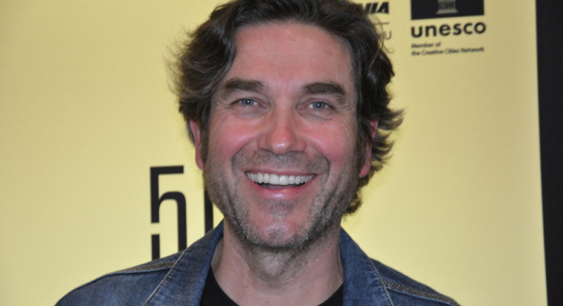 Marcin Dorociński odtworzył słynną sesję zdjęciową Zbyszka Cybulskiego