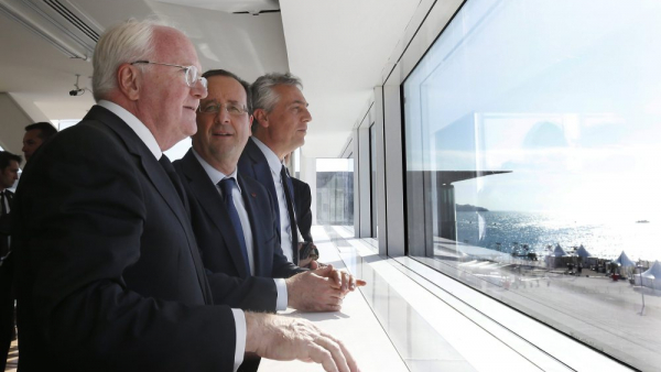 Włosi będą szczepieni przeciw COVID-19 w pawilonach projektu znanego architekta