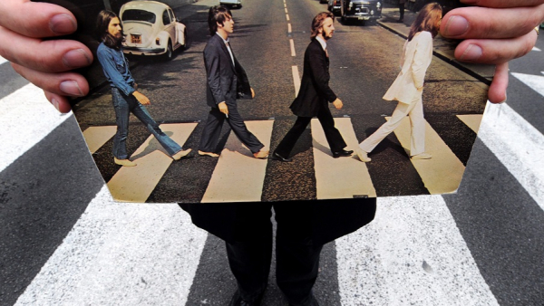 Wielki powrót The Beatles na listy przebojów